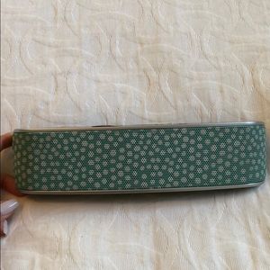 PB TEEN Bluetooth speaker